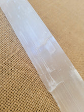 Load image into Gallery viewer, Selenite Log