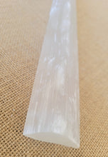 Load image into Gallery viewer, Selenite Log