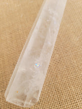 Load image into Gallery viewer, Clear Quartz Point