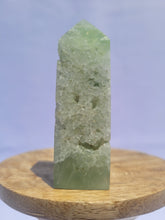 Load image into Gallery viewer, Prehnite Point
