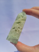 Load image into Gallery viewer, Prehnite Point
