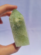 Load image into Gallery viewer, Prehnite Point
