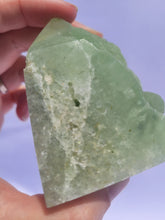 Load image into Gallery viewer, Prehnite Point

