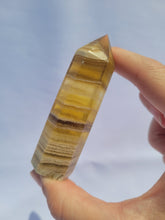Load image into Gallery viewer, Yellow Fluorite Point
