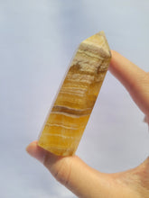 Load image into Gallery viewer, Yellow Fluorite Point
