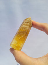 Load image into Gallery viewer, Yellow Fluorite Point
