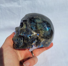 Load image into Gallery viewer, Labradorite Skull
