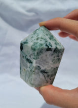 Load image into Gallery viewer, Moss Agate Generator
